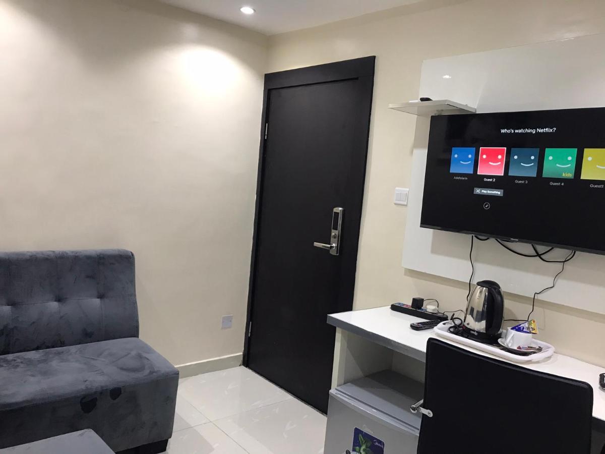 Appleville Suites Ikeja Exterior foto