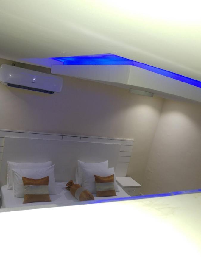 Appleville Suites Ikeja Exterior foto