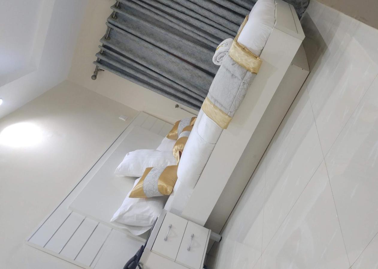 Appleville Suites Ikeja Exterior foto
